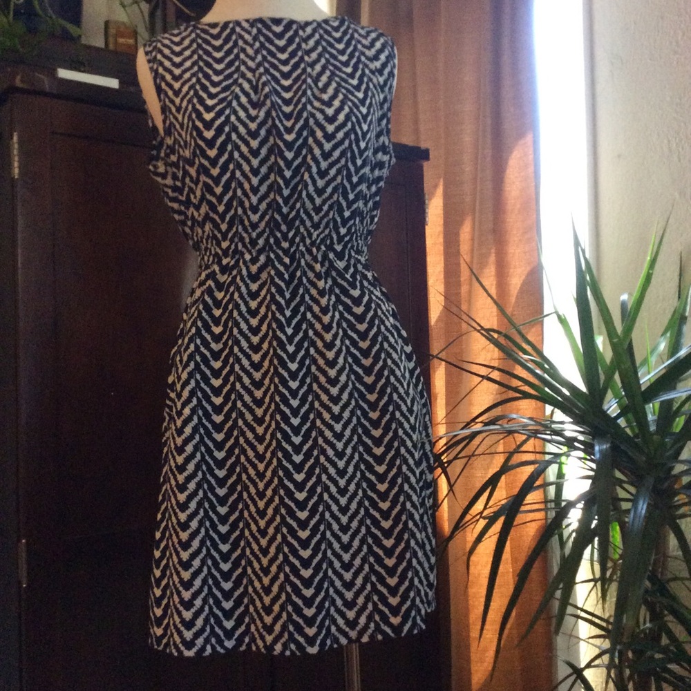 Navy & white sleeveless dress